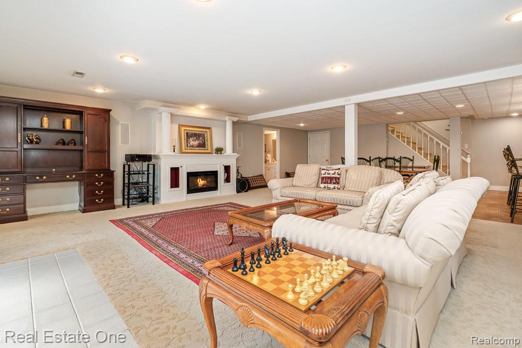 6595 Edith Court, Troy, MI 48085 — Photo 48