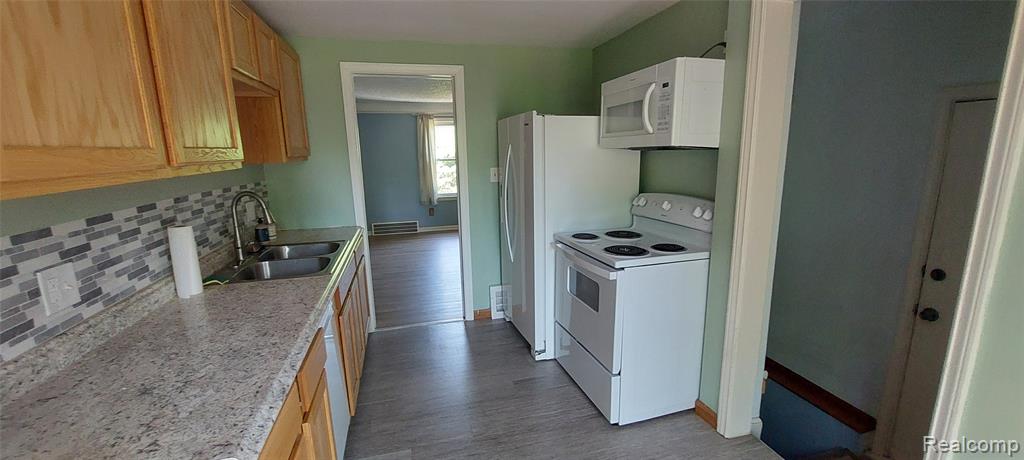 9473 Whitall Lane, Grosse Ile, MI 48138 — Photo 8