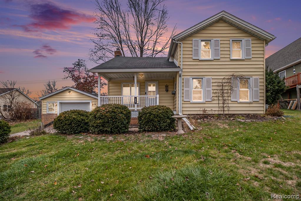 242 BROADWAY, Davisburg, MI 48350 — Photo 2