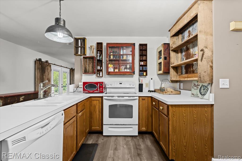 10979 Milford Road, Holly, MI 48442 — Photo 8