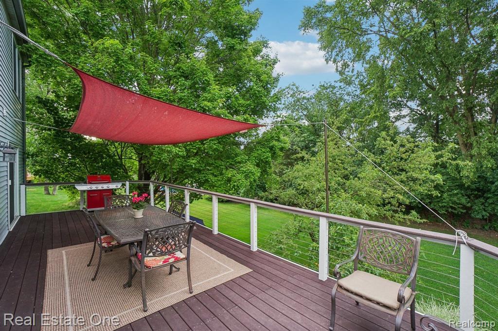 11175 SAND CRANE Way, South Lyon, MI 48178 — Photo 37