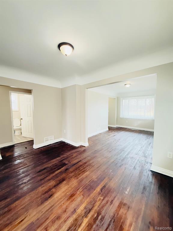 5595 WAYBURN Street, Detroit, MI 48224 — Photo 7