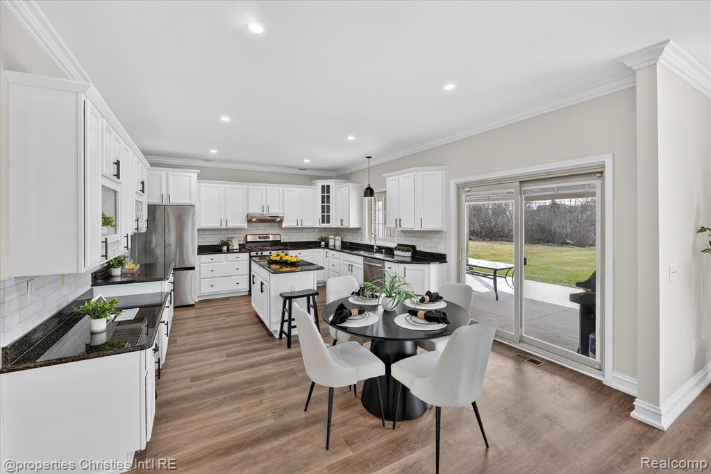 46625 Saltz Road, Canton, MI 48187 — Photo 21