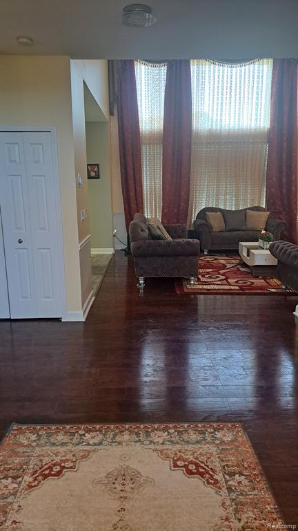 7145 Colchester, Ypsilanti, MI 48197 — Photo 8