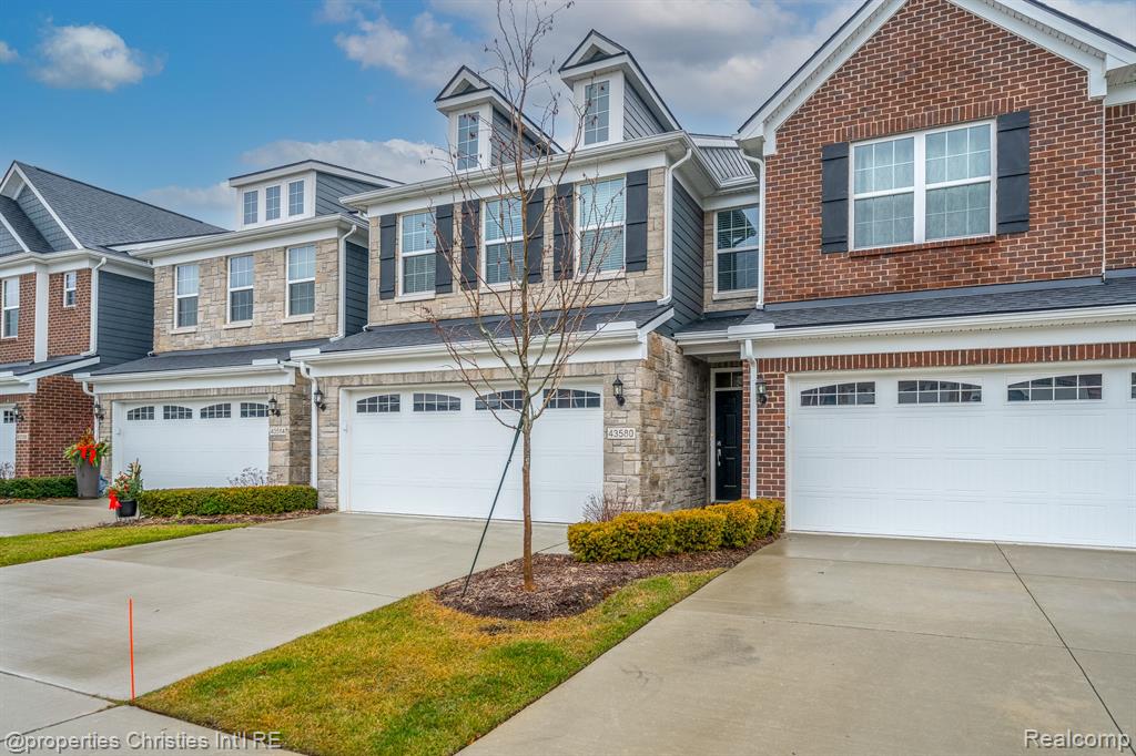 43580 PROSPECT, Novi, MI — Photo 22