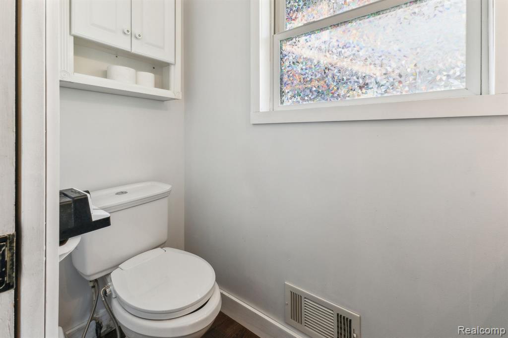 607 E LINCOLN Avenue, Royal Oak, MI 48067 — Photo 24