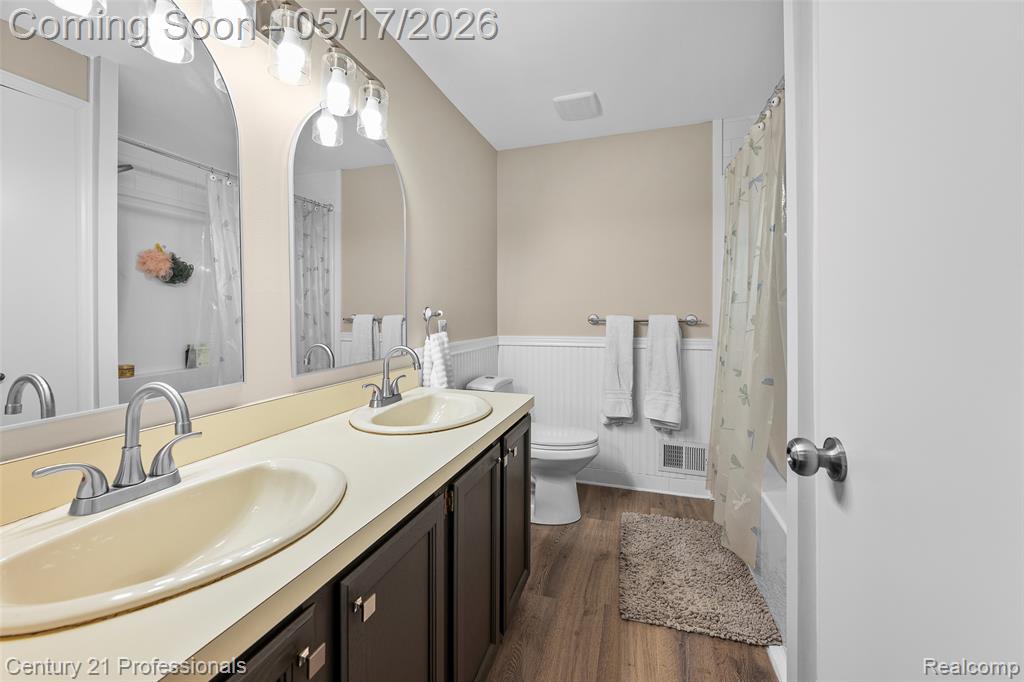 25979 Petros Boulevard, Novi, MI — Photo 23