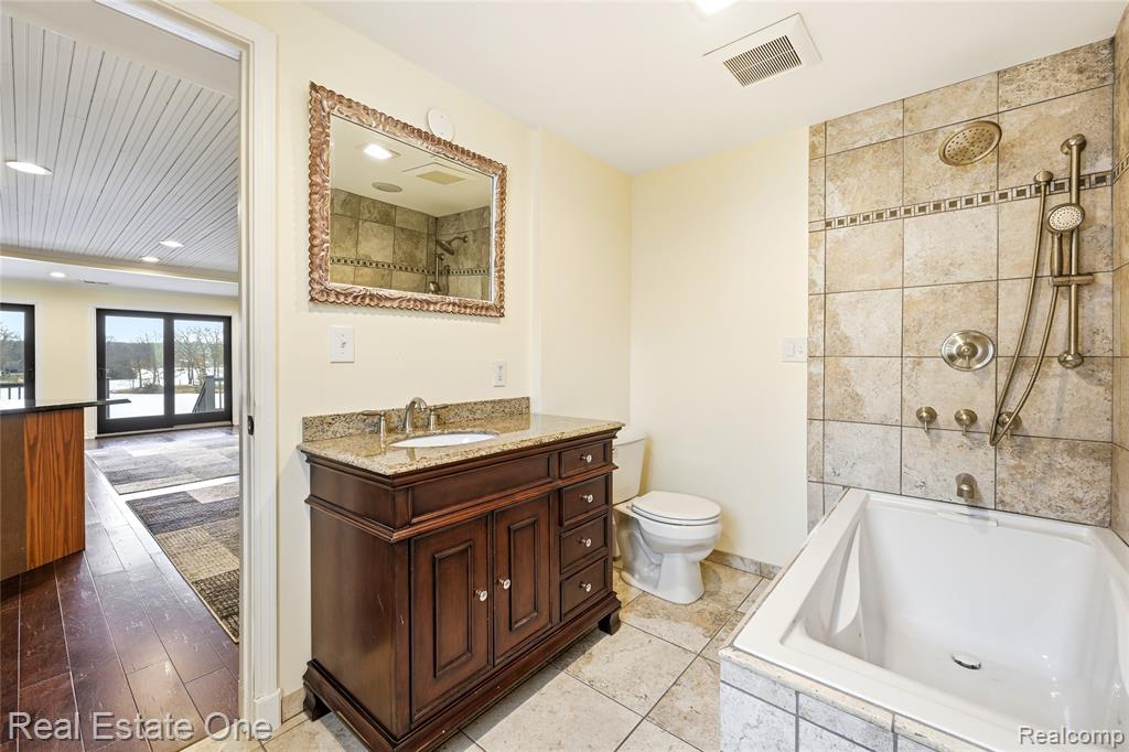 10428 King Road, Davisburg, MI 48350 — Photo 44