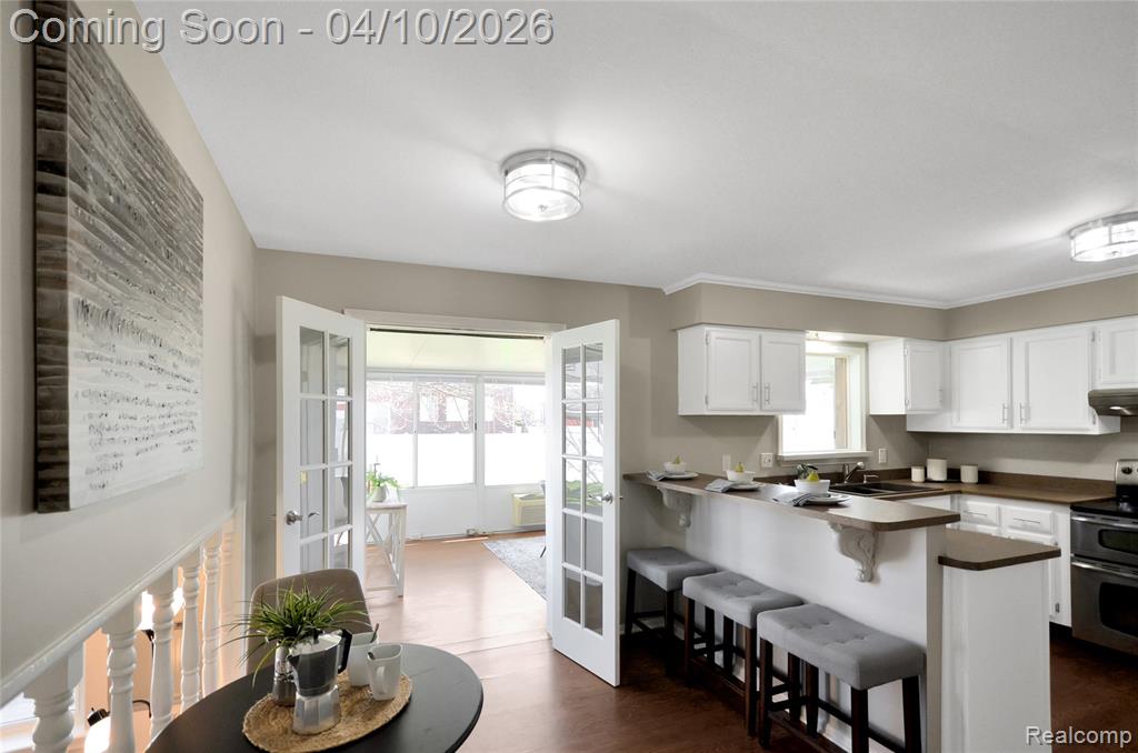 45064 Hecker Drive, Utica, MI 48317 — Photo 11