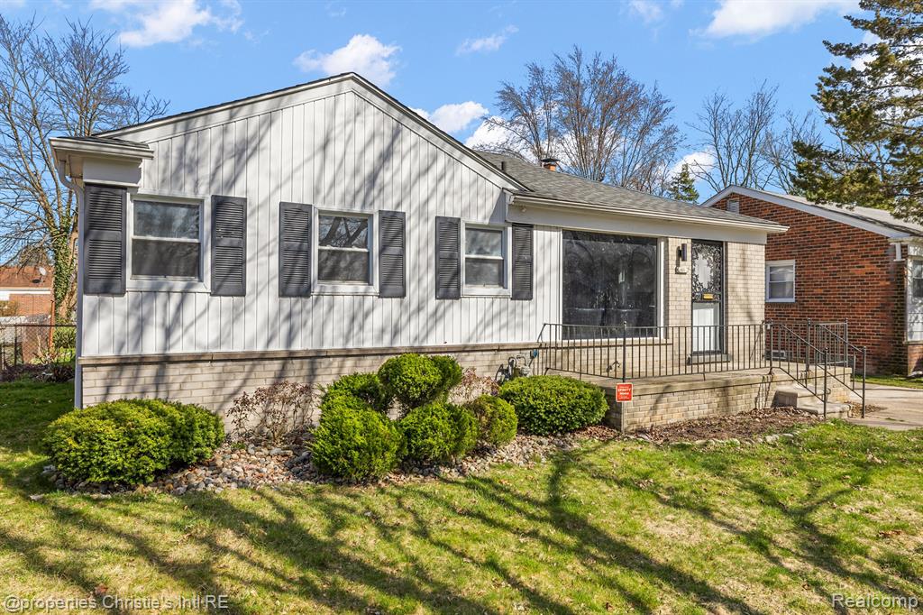 411 GREENWOOD Street, Inkster, MI 48141 — Photo 27