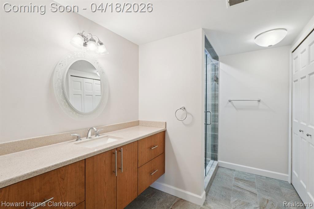 8063 Fawn Valley Drive, Clarkston, MI 48348 — Photo 33