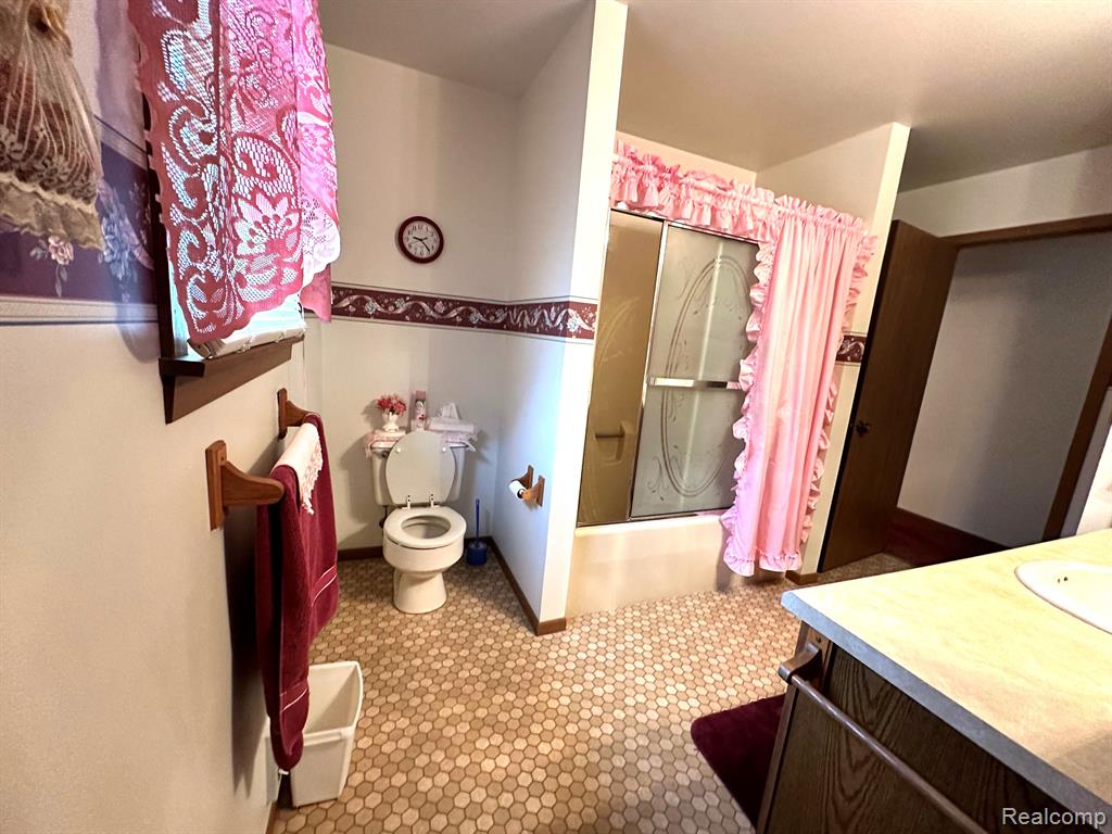 6111 5TH Street, Mayville Vlg, MI 48744 — Photo 17