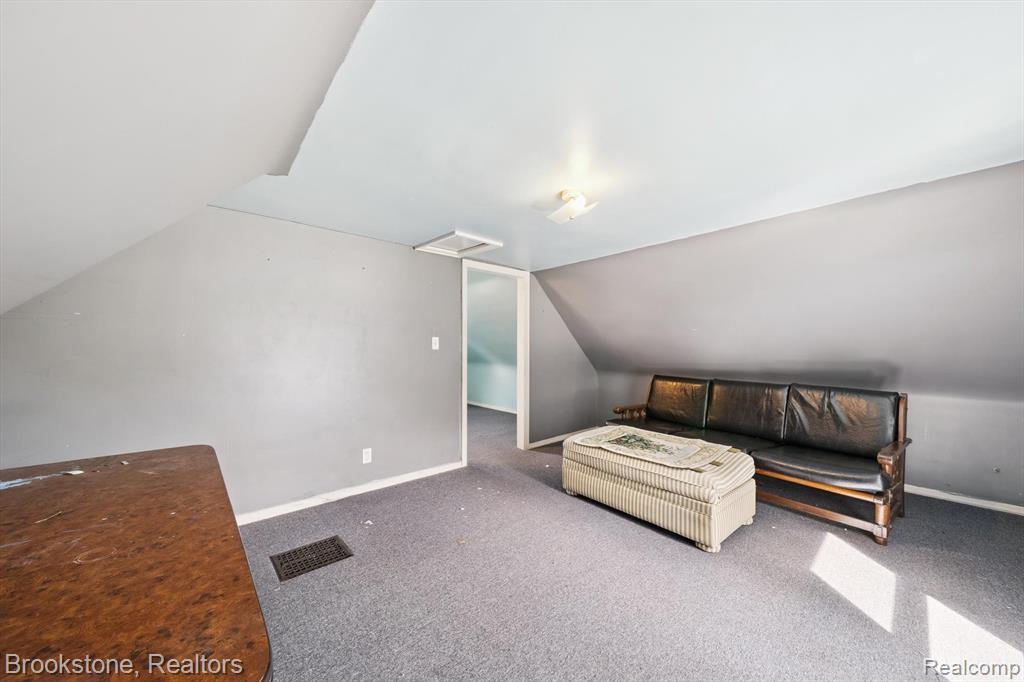 326 S Main Street, Almont, MI 48003 — Photo 32