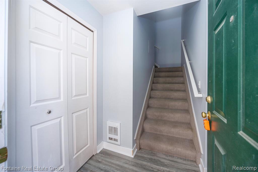 42838 PATTY Lane, Van Buren, MI 48111 — Photo 4