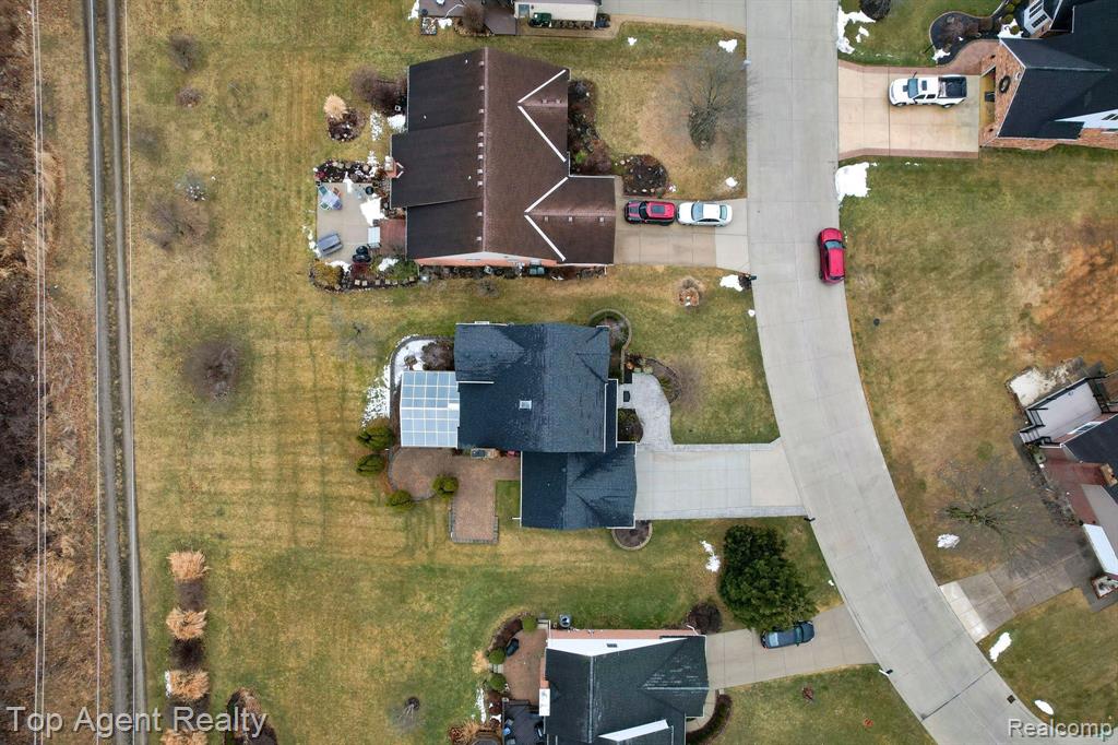 445 LEXINGTON Drive, Rochester Hills, MI 48307 — Photo 51