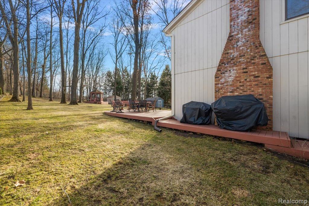 5621 SALLY Road, Clarkston, MI 48348 — Photo 48