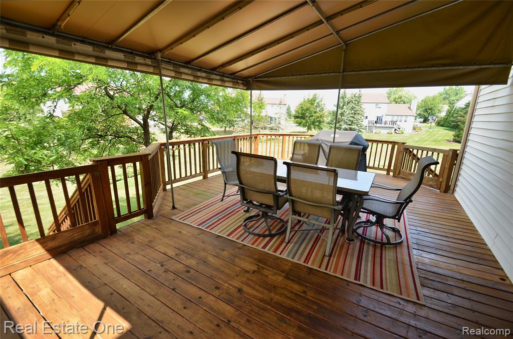 2092 Westview Court, Orion, MI — Photo 35