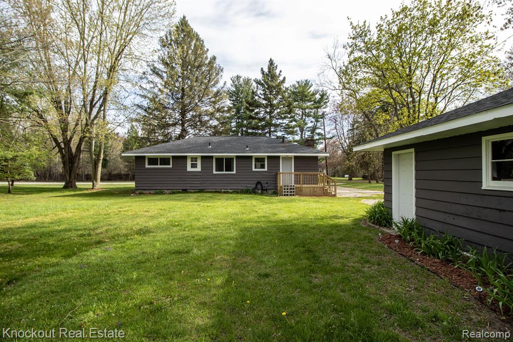 5453 TOWNLINE Road, Birch Run, MI 48415 — Photo 2