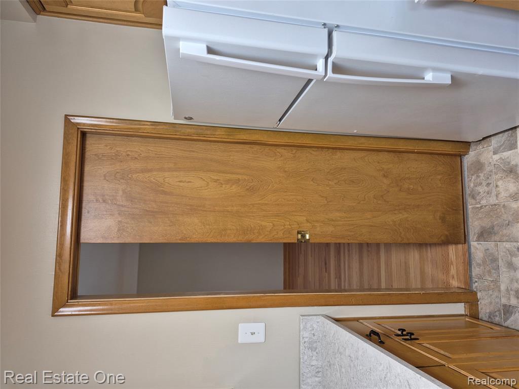 13688 Commonwealth Street, Southgate, MI 48195 — Photo 43