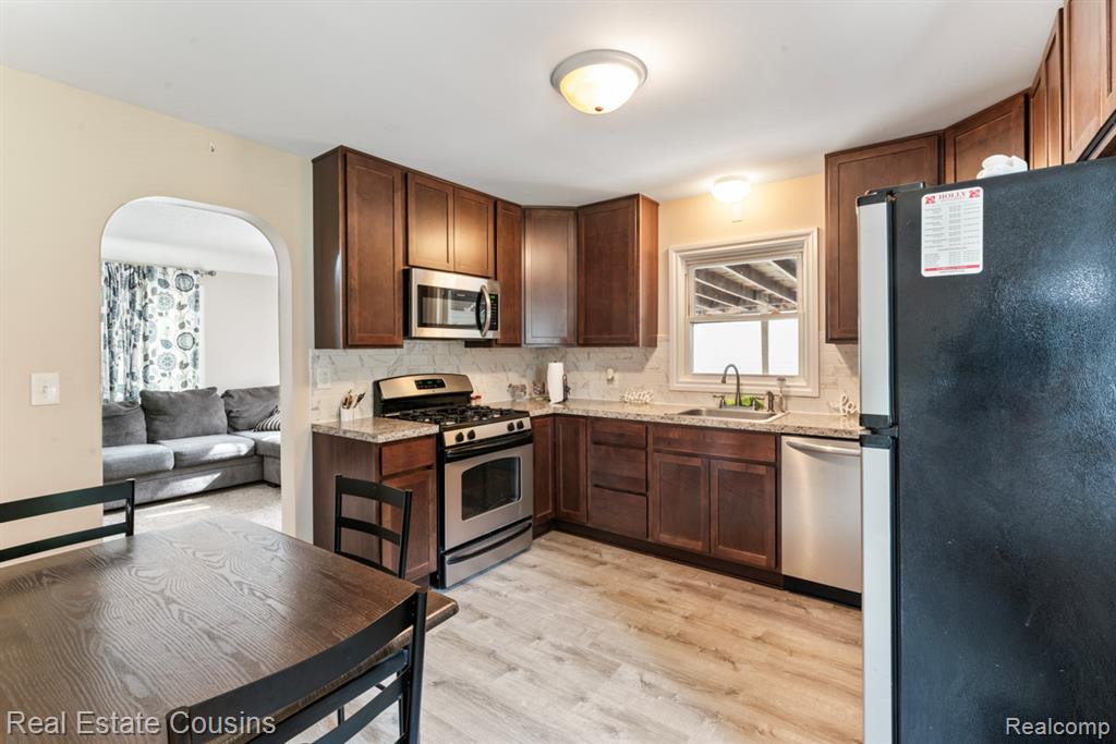 141 Bevins Street, Holly, MI 48442 — Photo 4