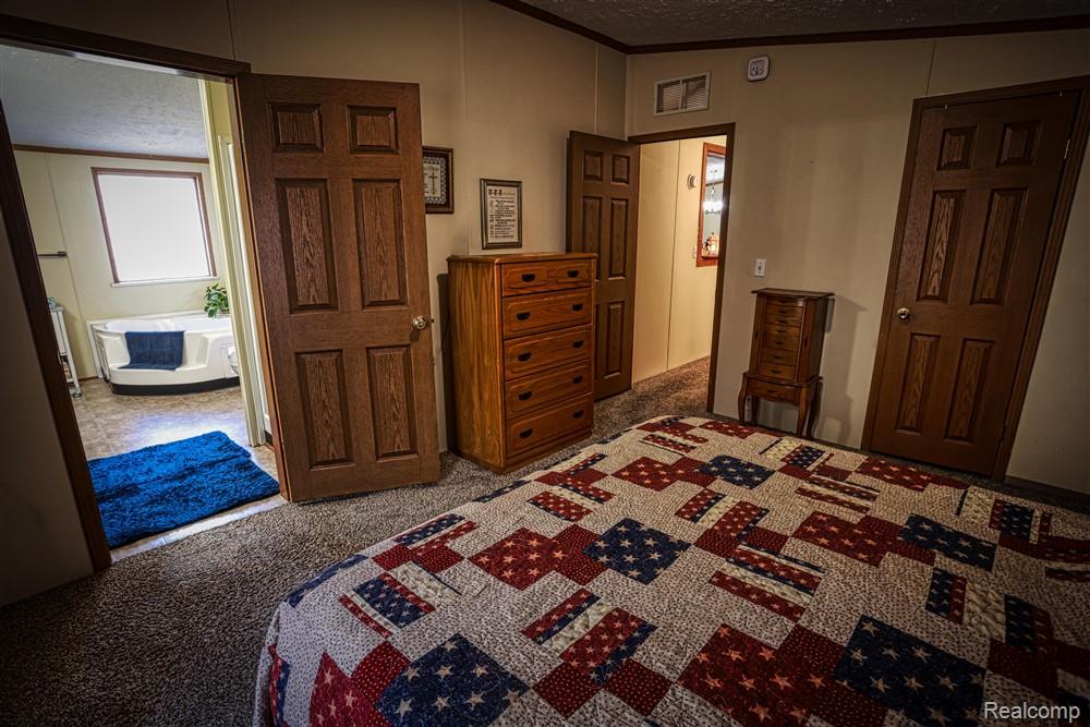 2670 Biscayne Court, Lapeer, MI 48446 — Photo 12