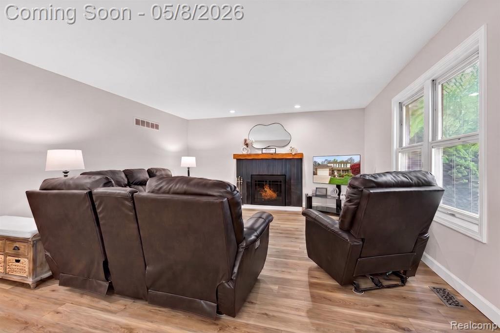 21746 Hildebrandt Drive, Flat Rock, MI 48134 — Photo 19