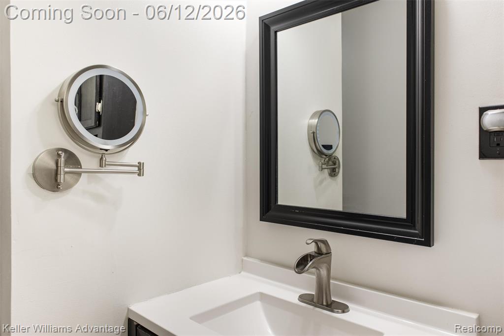 41119 Russet Lane, Plymouth, MI 48170 — Photo 25