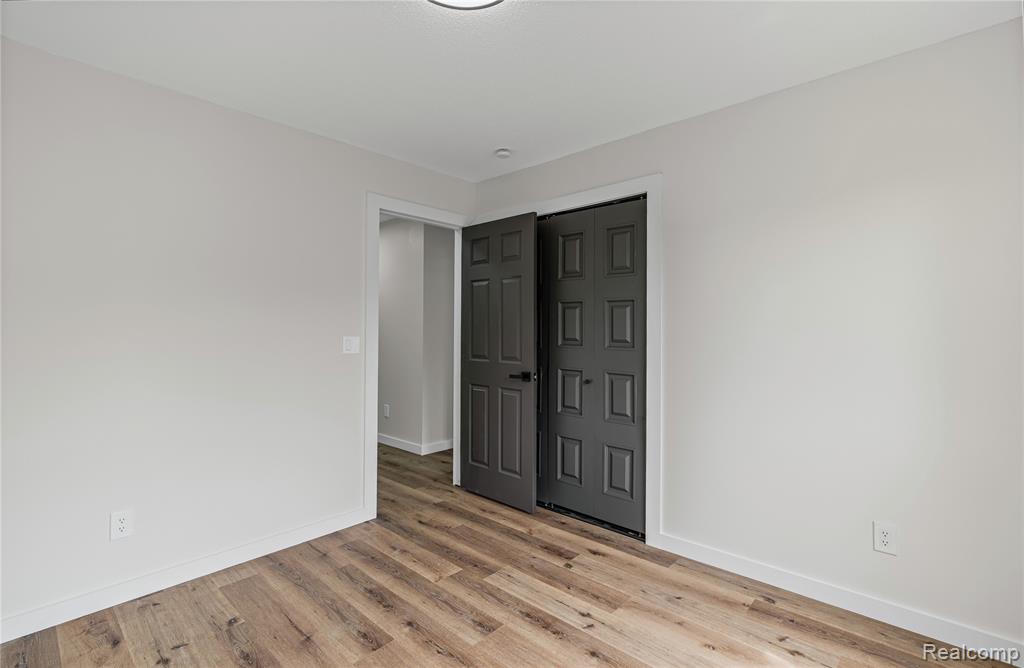 507 Charing Cross Drive, Grand Blanc, MI 48439 — Photo 43