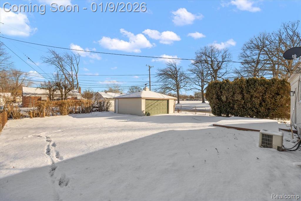 9848 Milburn Street, Livonia, MI 48150 — Photo 31