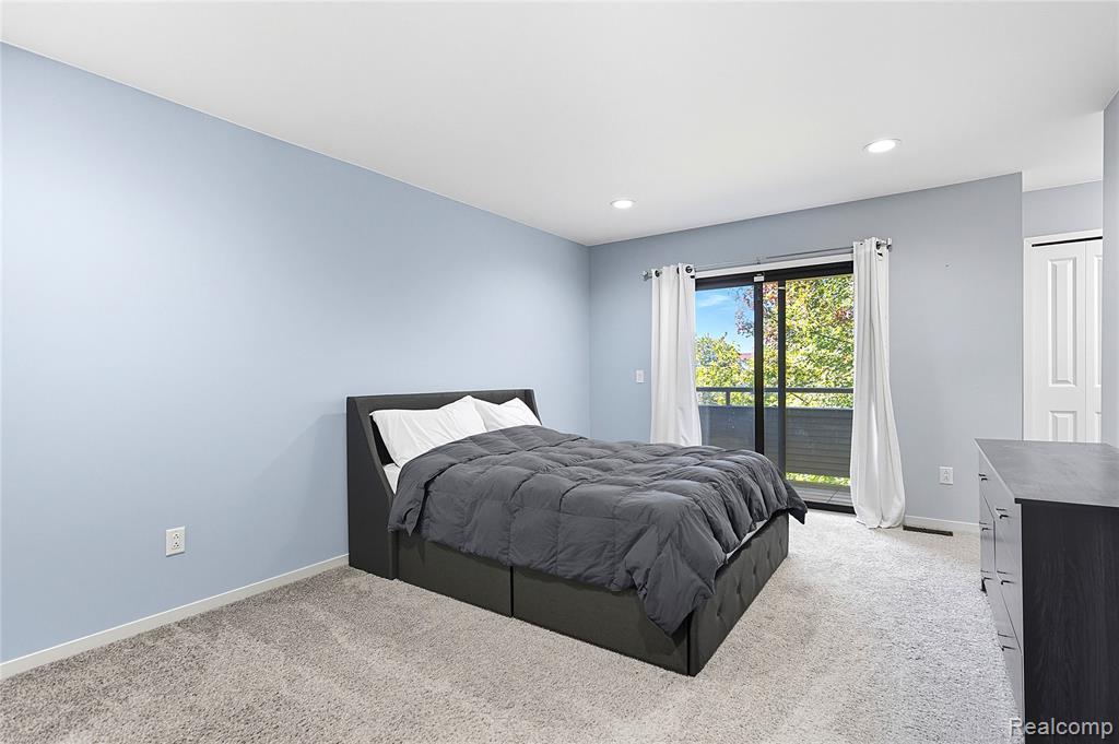 629 Ashley Circle, Rochester Hills, MI 48307 — Photo 15