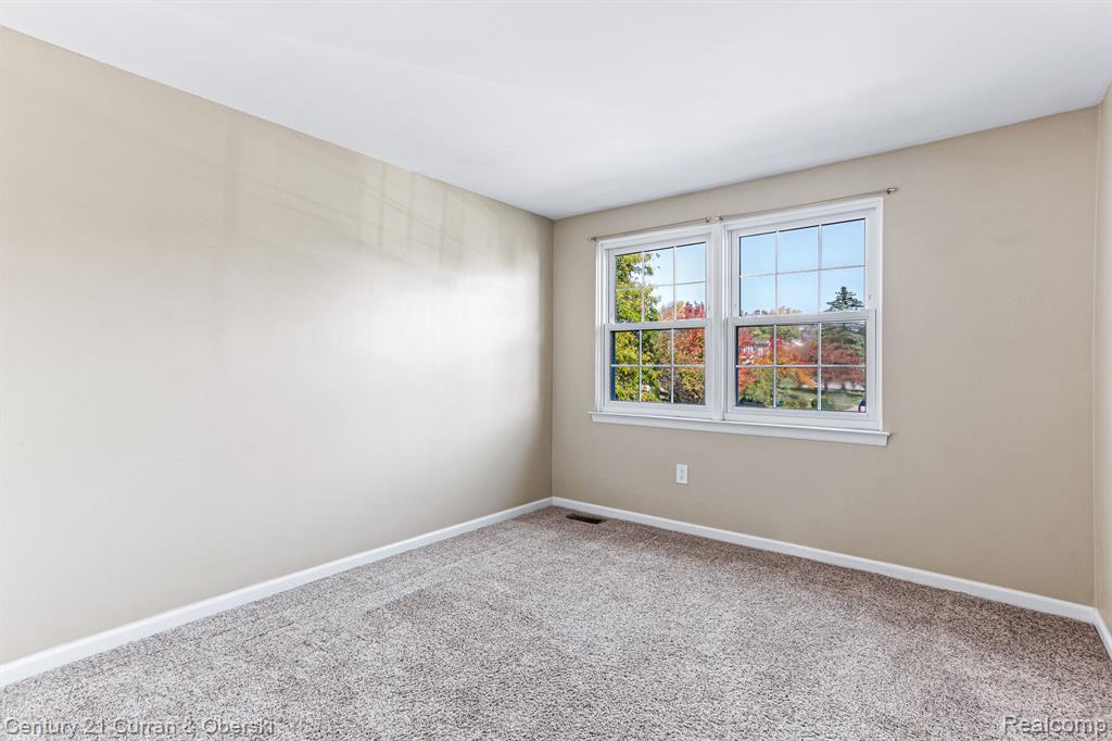 42645 Savoy Court, Northville, MI 48167 — Photo 27