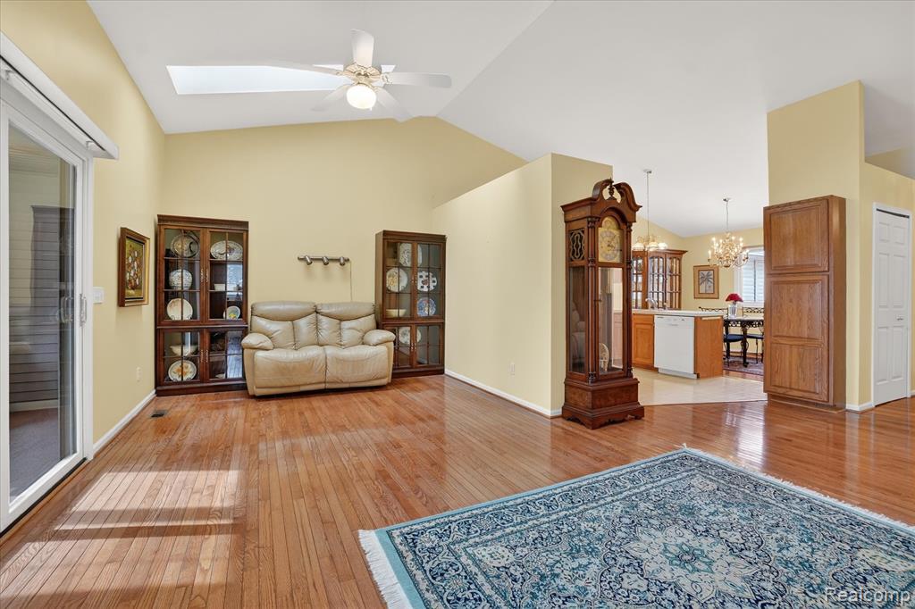 174 Addison Circle, 19, Fowlerville, MI 48836 — Photo 16