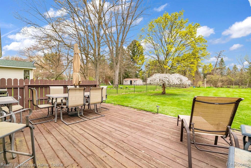 533 RUST PARK Drive, Grand Blanc, MI 48439 — Photo 36