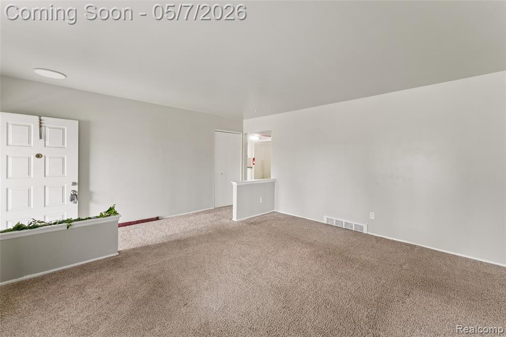 14053 April Lane, Warren, MI 48088 — Photo 15