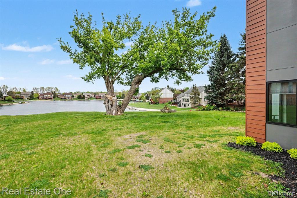 6480 John R Road, Troy, MI 48085 — Photo 29
