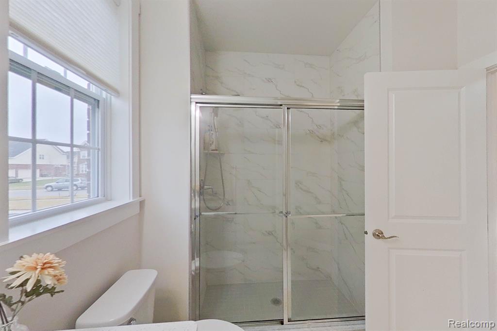 51060 LAUREL Park Drive, Canton, MI 48188 — Photo 28
