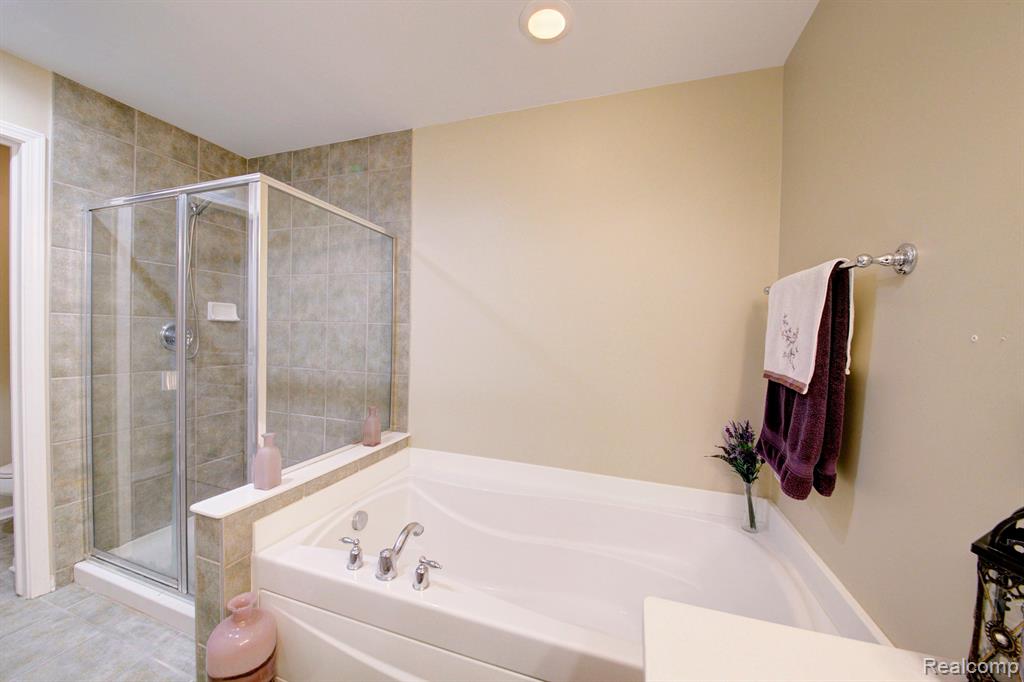 1947 VANDERBILT Road, Canton, MI 48188 — Photo 28