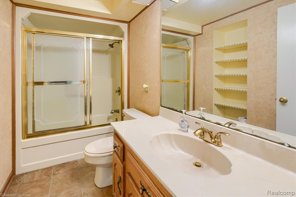 5279 Metamora Road, Metamora, MI 48455 — Photo 24