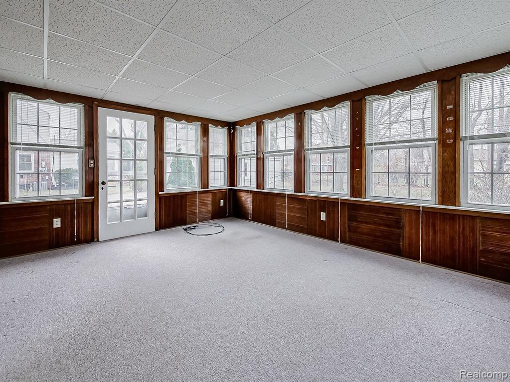 6609 CORTLAND Avenue, Allen Park, MI 48101 — Photo 7