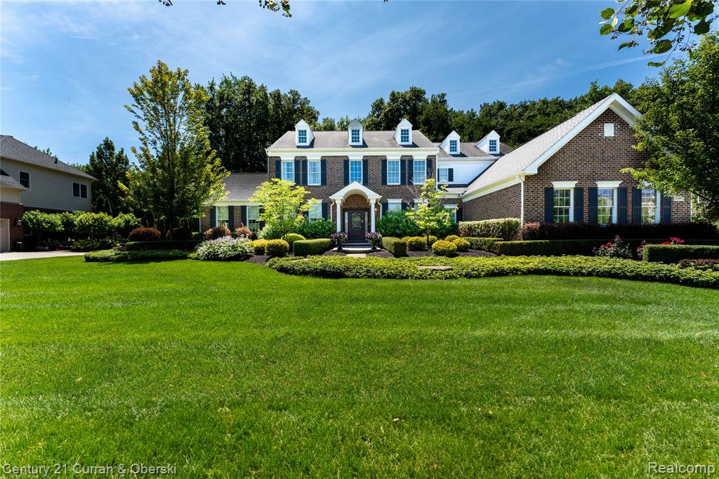 50693 Chesapeake Drive, Novi, MI — Photo 2