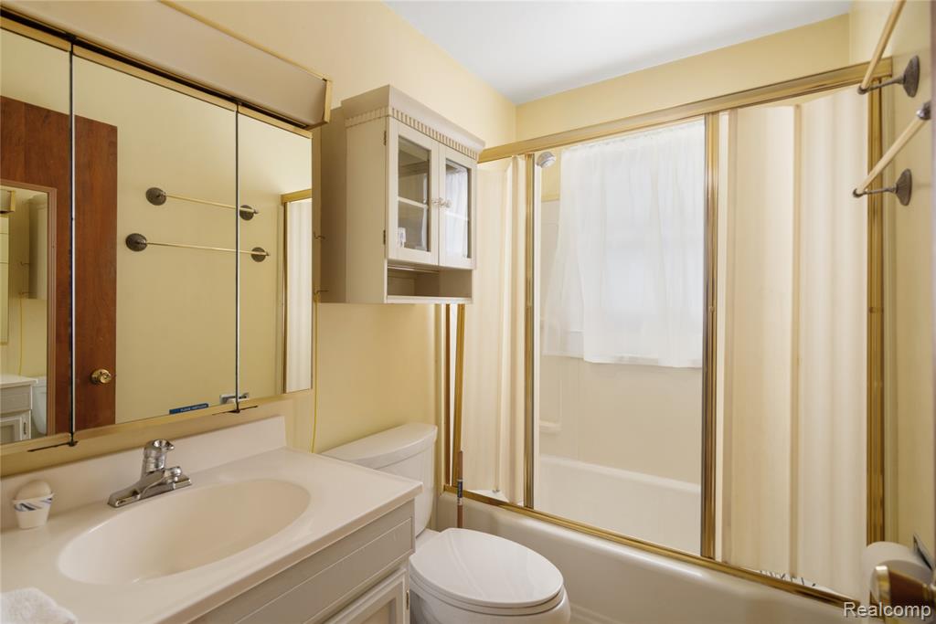 9322 Rossman Highway, Eaton Rapids, MI 48827 — Photo 20
