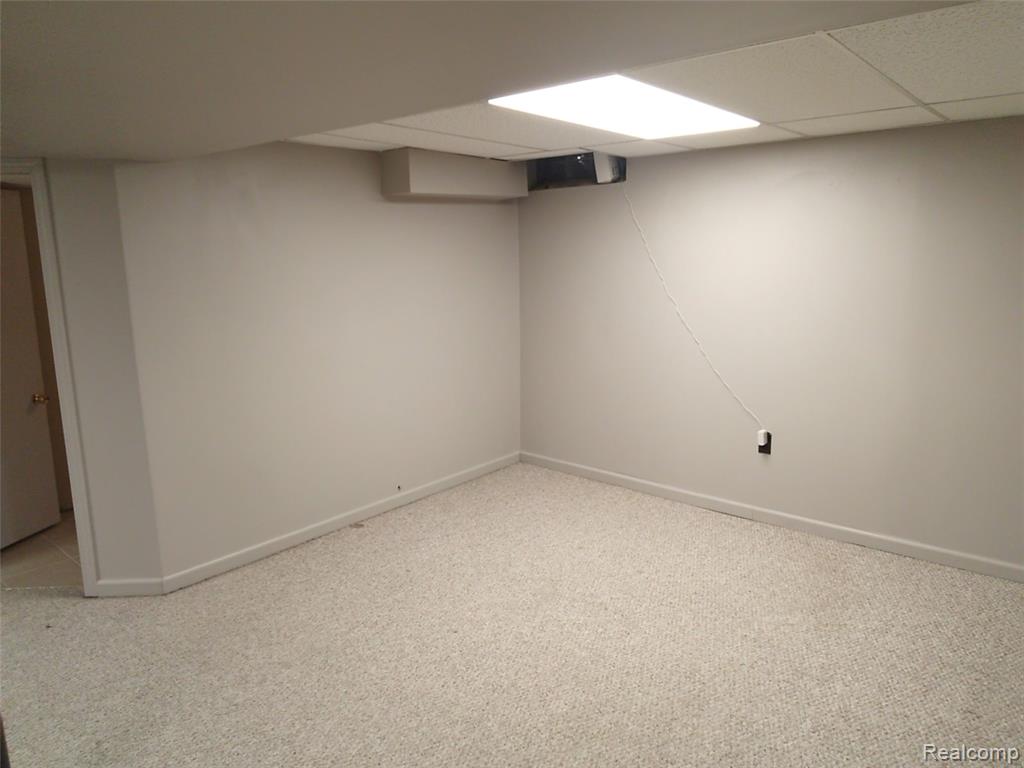 8283 Christine Street, Warren, MI 48093 — Photo 20