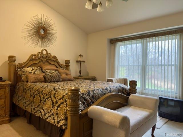 1151 Creekside Court, Burton, MI 48509 — Photo 17