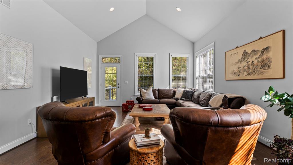 23876 Seminole Trail, 0030, Novi, MI — Photo 12