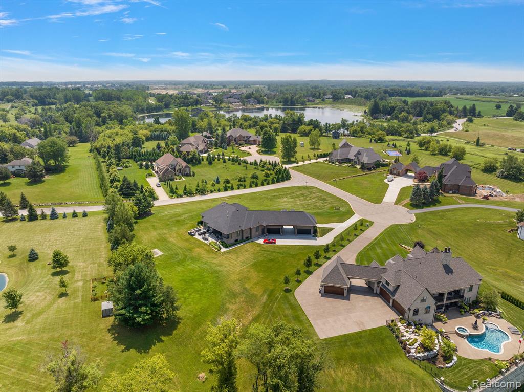 69356 LAKE POINT Court, Bruce, MI 48065 — Photo 47