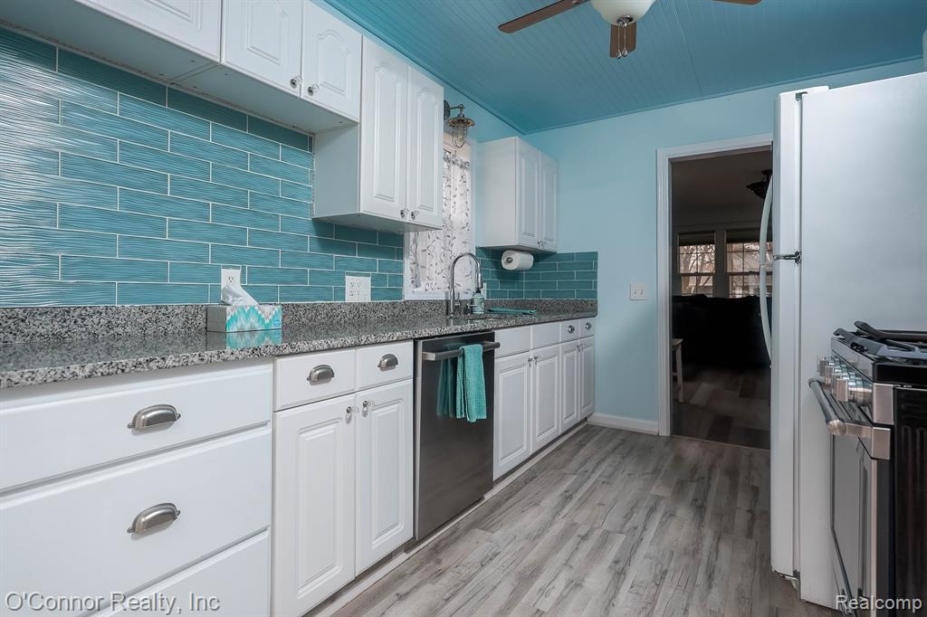 7271 Lakewood Road, Lexington, MI 48450 — Photo 8