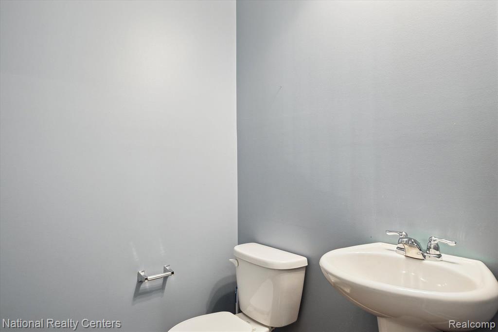 50540 PAINE Street, Canton, MI 48188 — Photo 11