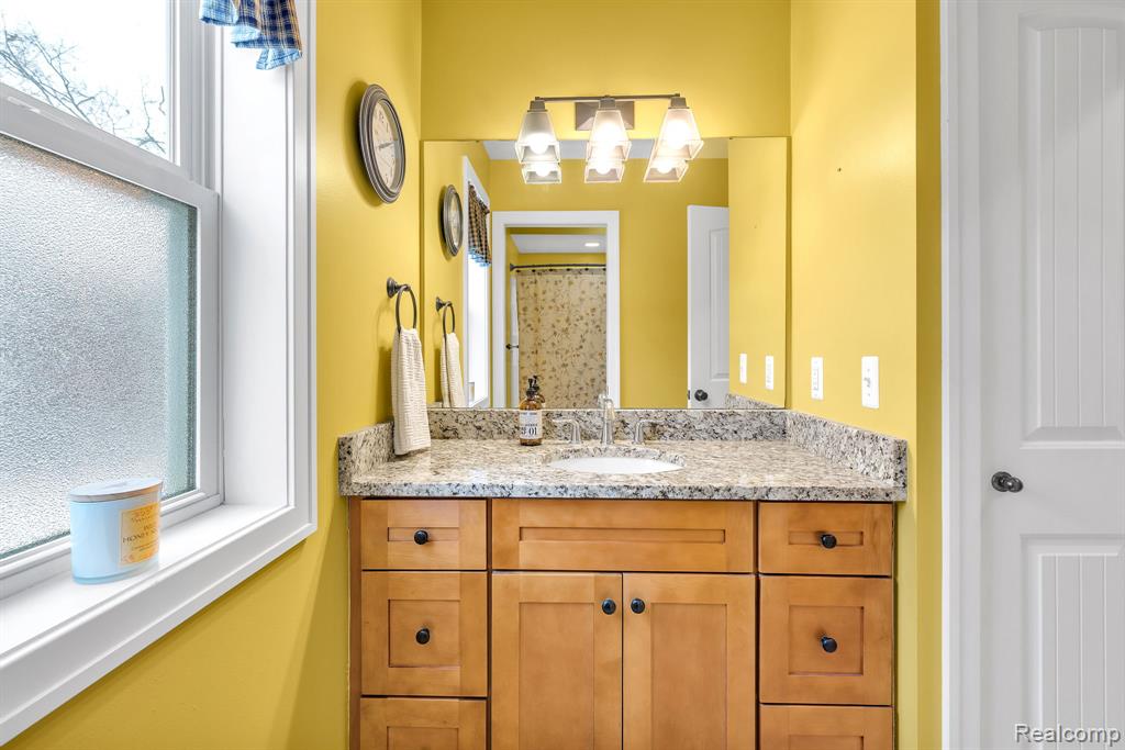 5291 Bella Drive, Highland, MI 48356 — Photo 31