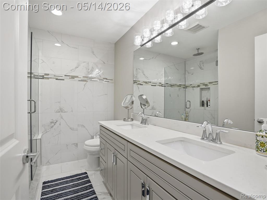2092 Langham Drive, West Bloomfield, MI 48323 — Photo 25