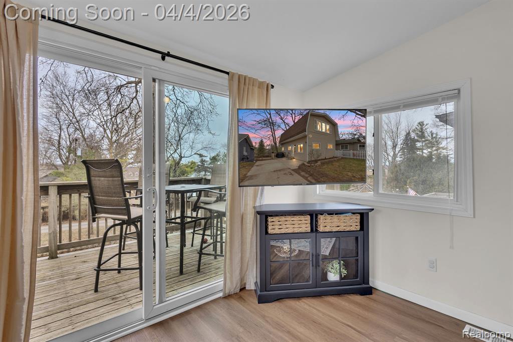 9473 Huron, Pinckney, MI 48169 — Photo 22